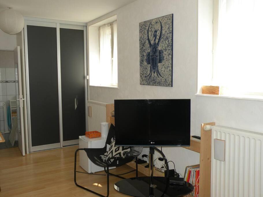 Charmant Studio A Belfort Quartier Vosges Apartment Exterior photo